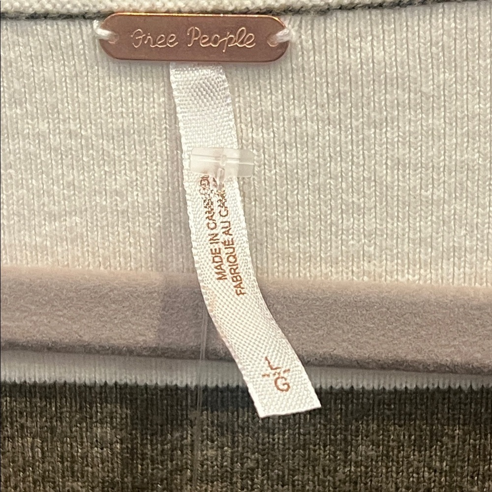 Free People League of Her Own Cardigan L NWOT - Picture 3 of 3